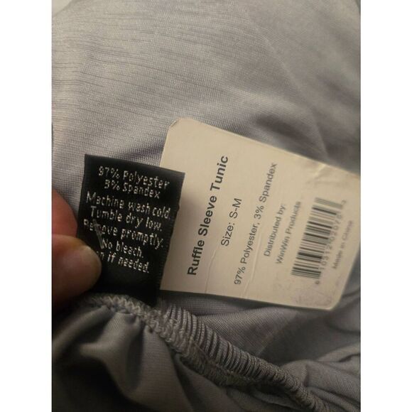 WinWin Womens Size S/M Grey Ruffle Sleeve Tunic - Picture 5 of 5